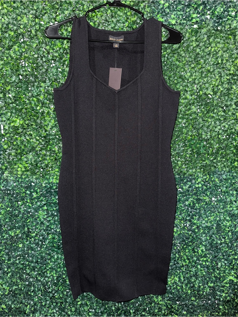 BOLD elements Black Sleeveless V-Neck Bandage Dress — *BRAND NEW